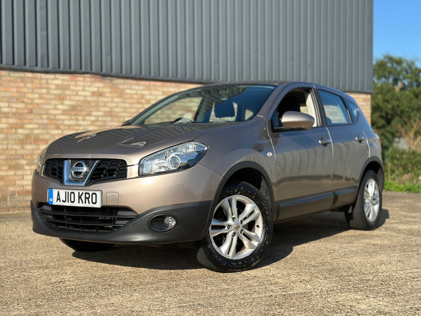 NISSAN QASHQAI 2.0 Acenta 5dr CVT