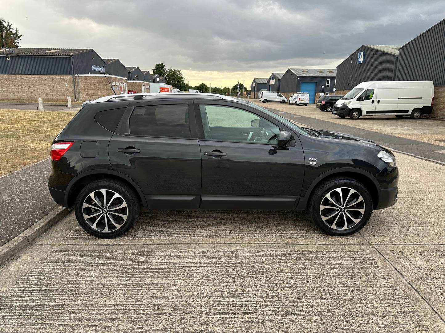 Nissan Qashqai 1.6 n-tec 5dr