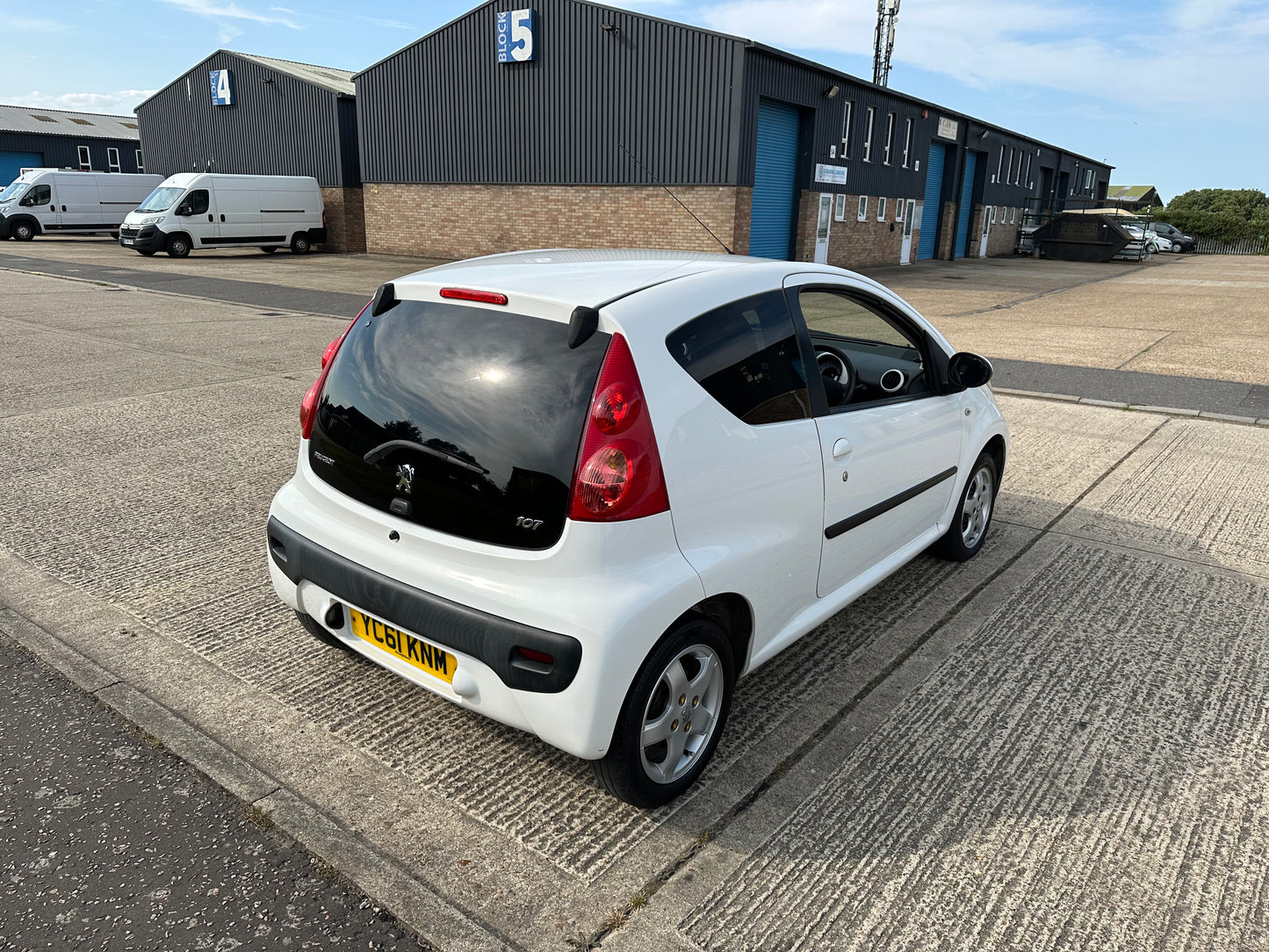 PEUGEOT 107 1.0 Sportium 3dr