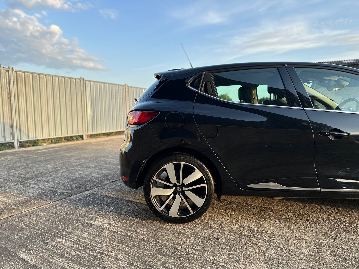 RENAULT CLIO 0.9 TCE 90 Dynamique S MediaNav Energy 5dr