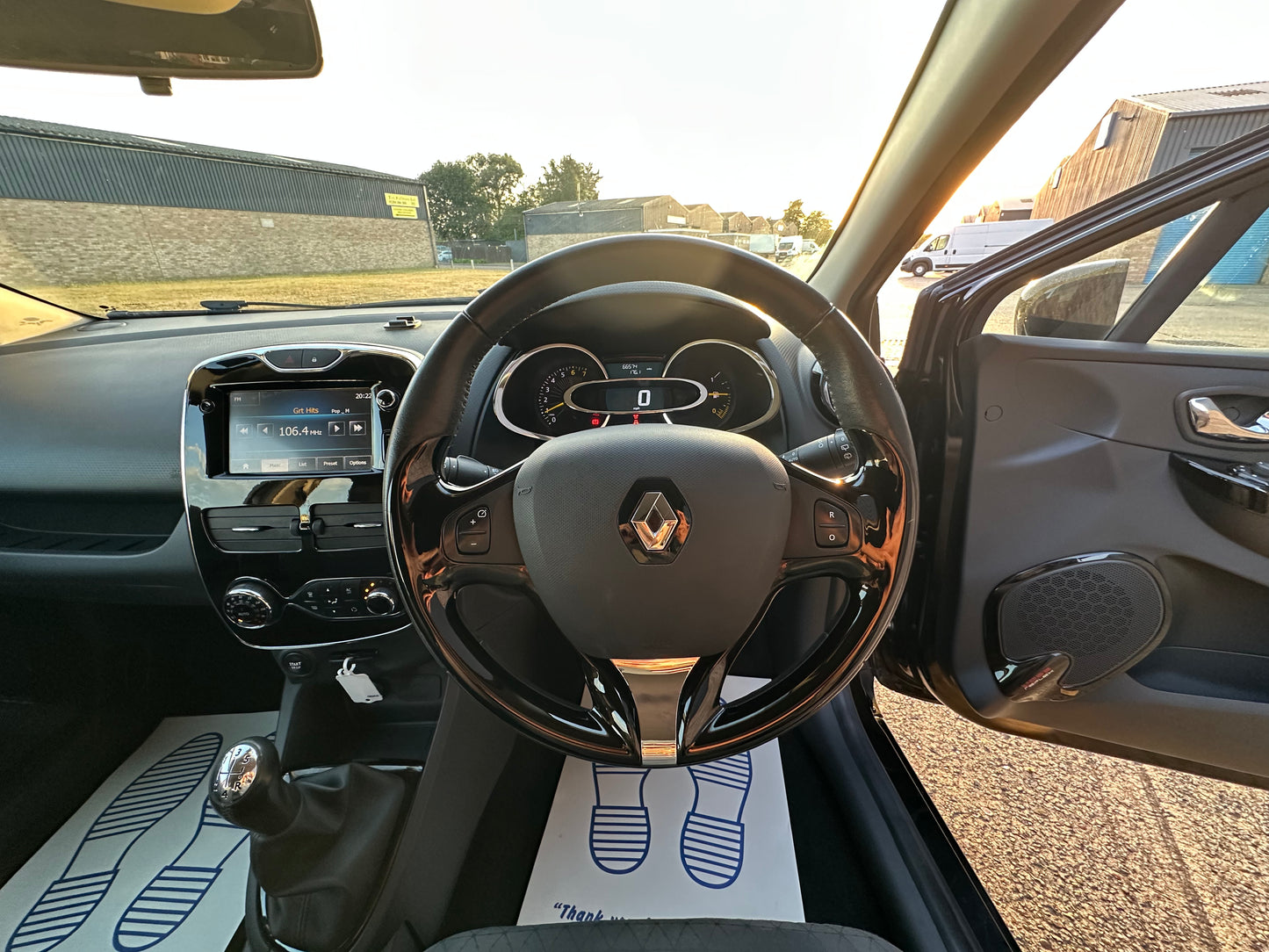 RENAULT CLIO 0.9 TCE 90 Dynamique S MediaNav Energy 5dr