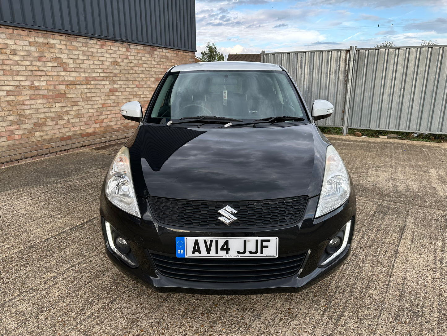 SUZUKI SWIFT 1.2 SZ-L 5dr