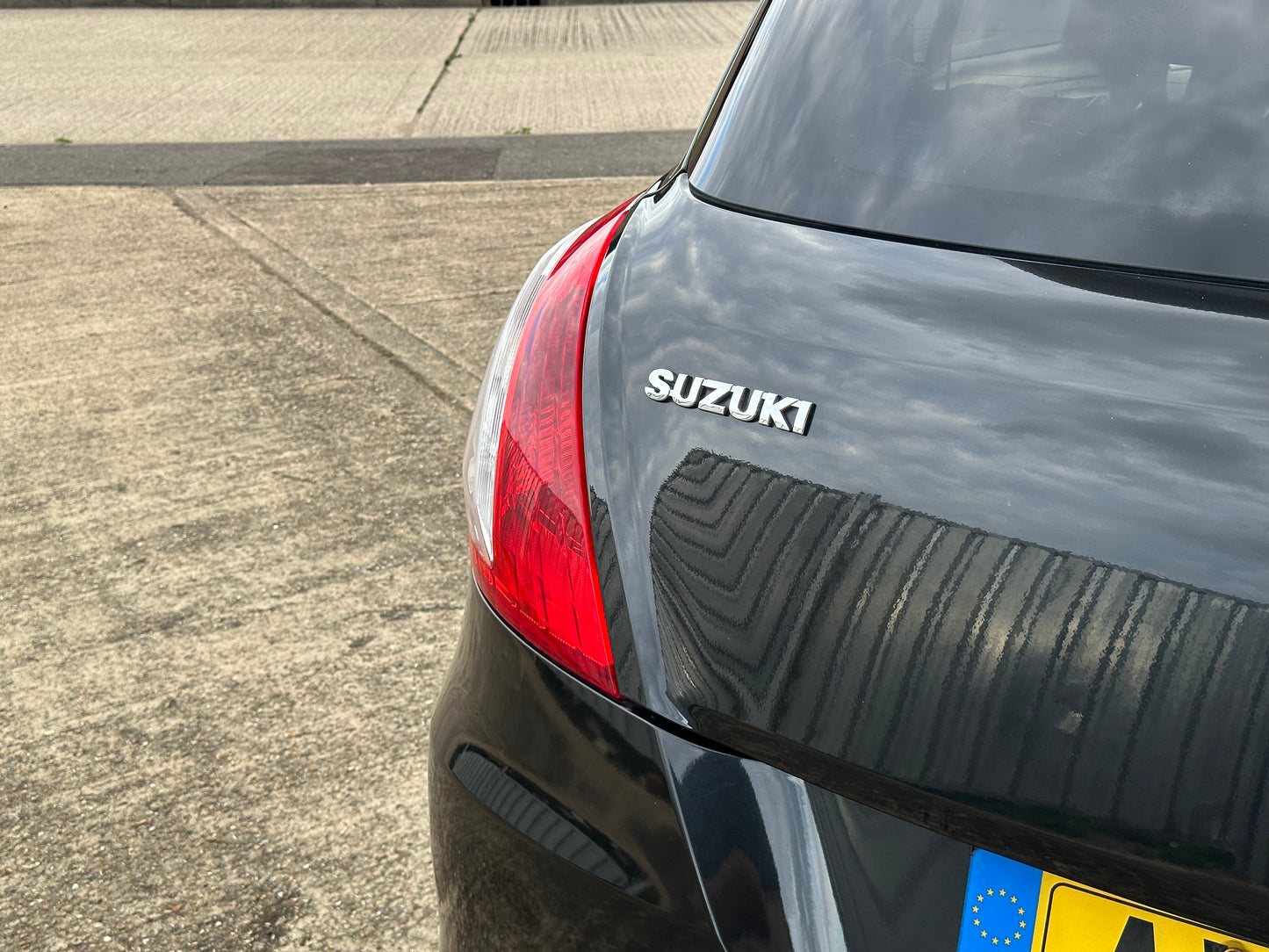 SUZUKI SWIFT 1.2 SZ-L 5dr