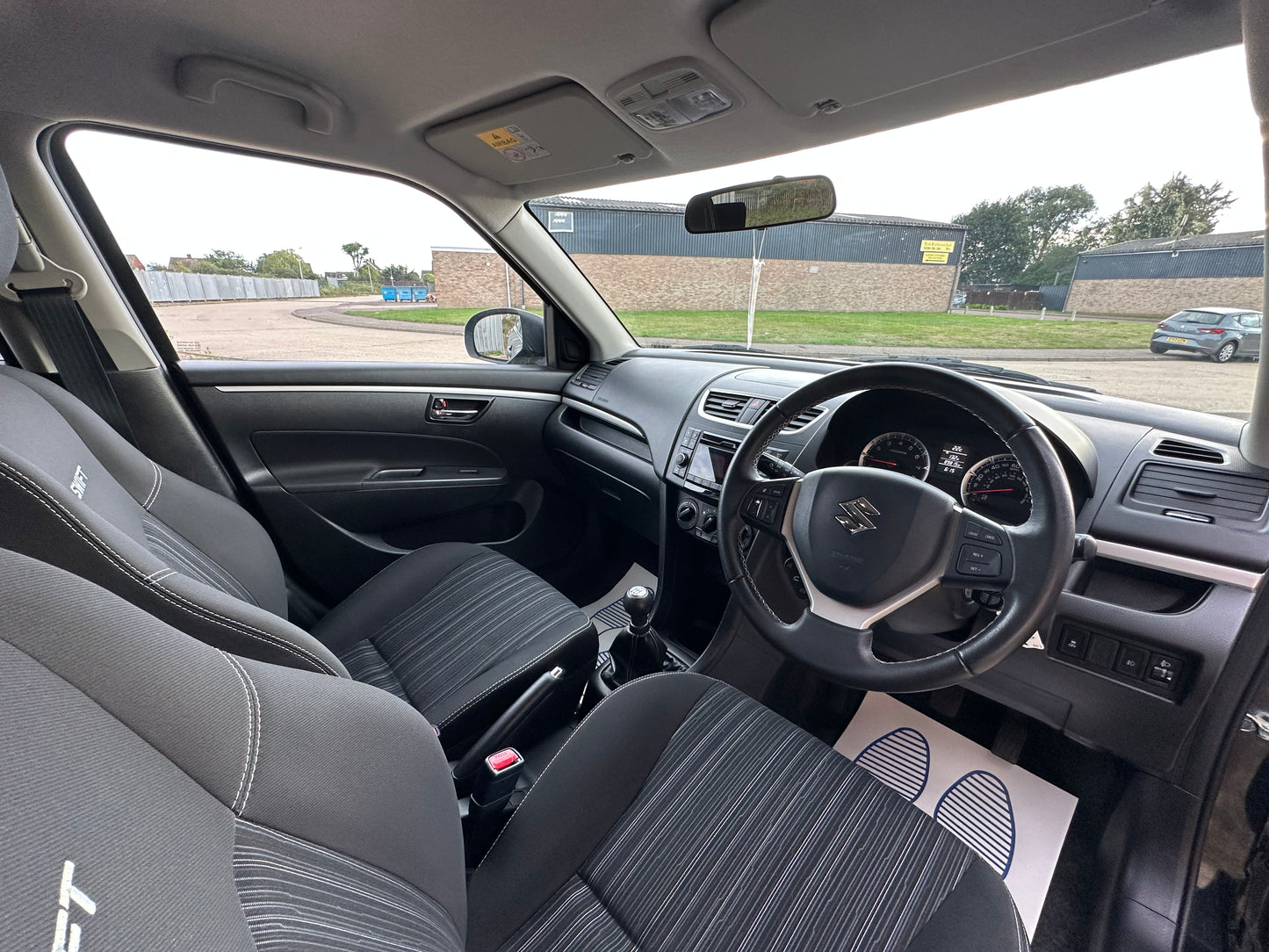 SUZUKI SWIFT 1.2 SZ-L 5dr