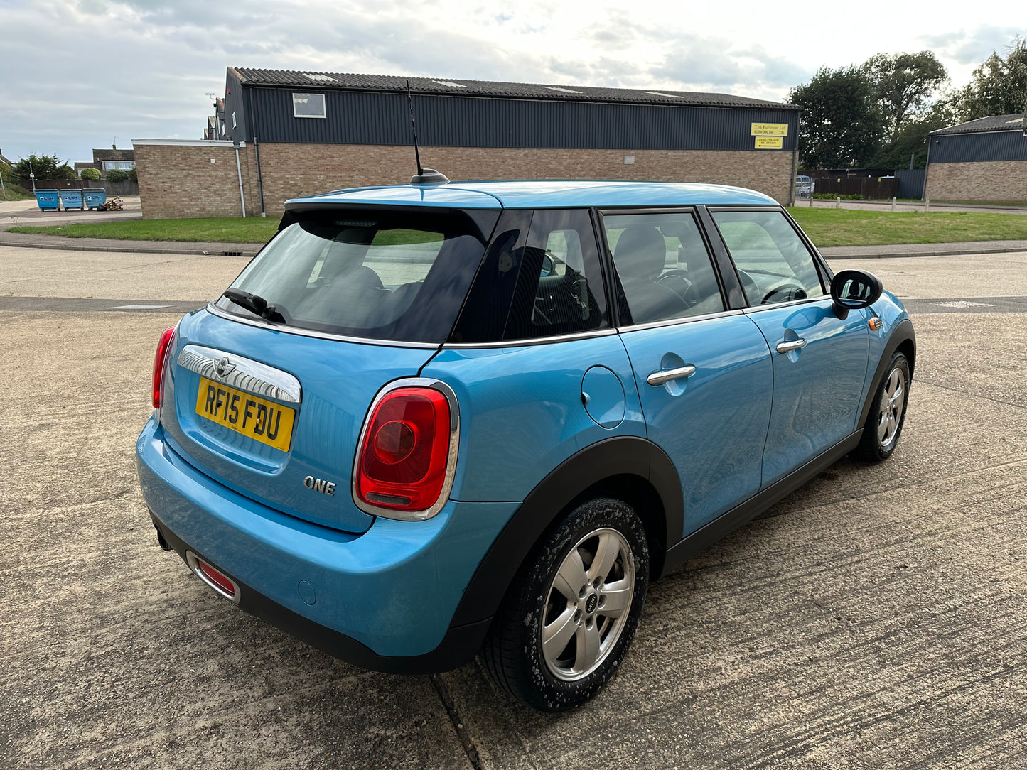 MINI HATCHBACK 1.2 One 5dr