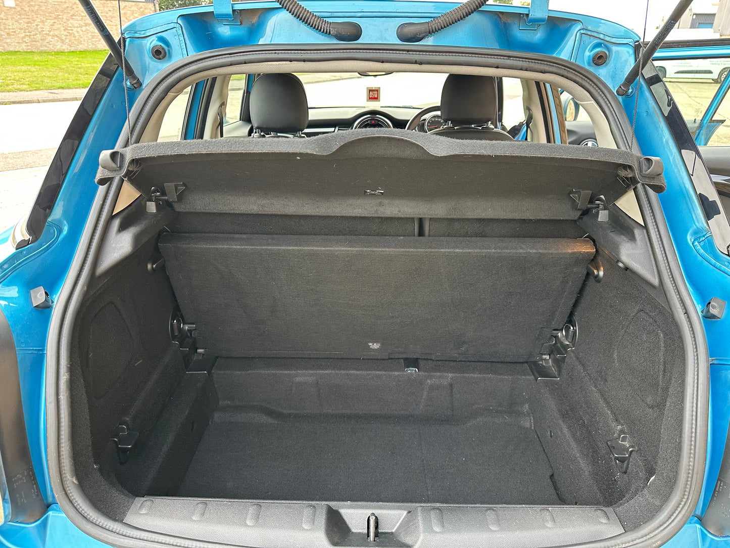 MINI HATCHBACK 1.2 One 5dr