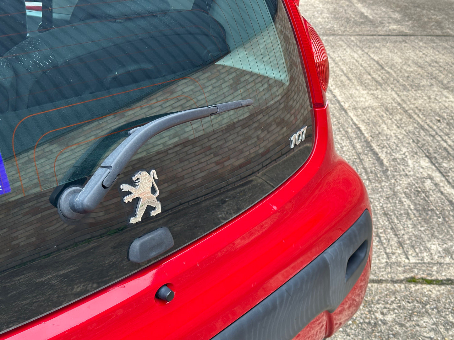PEUGEOT 107 1.0 Urban 3dr
