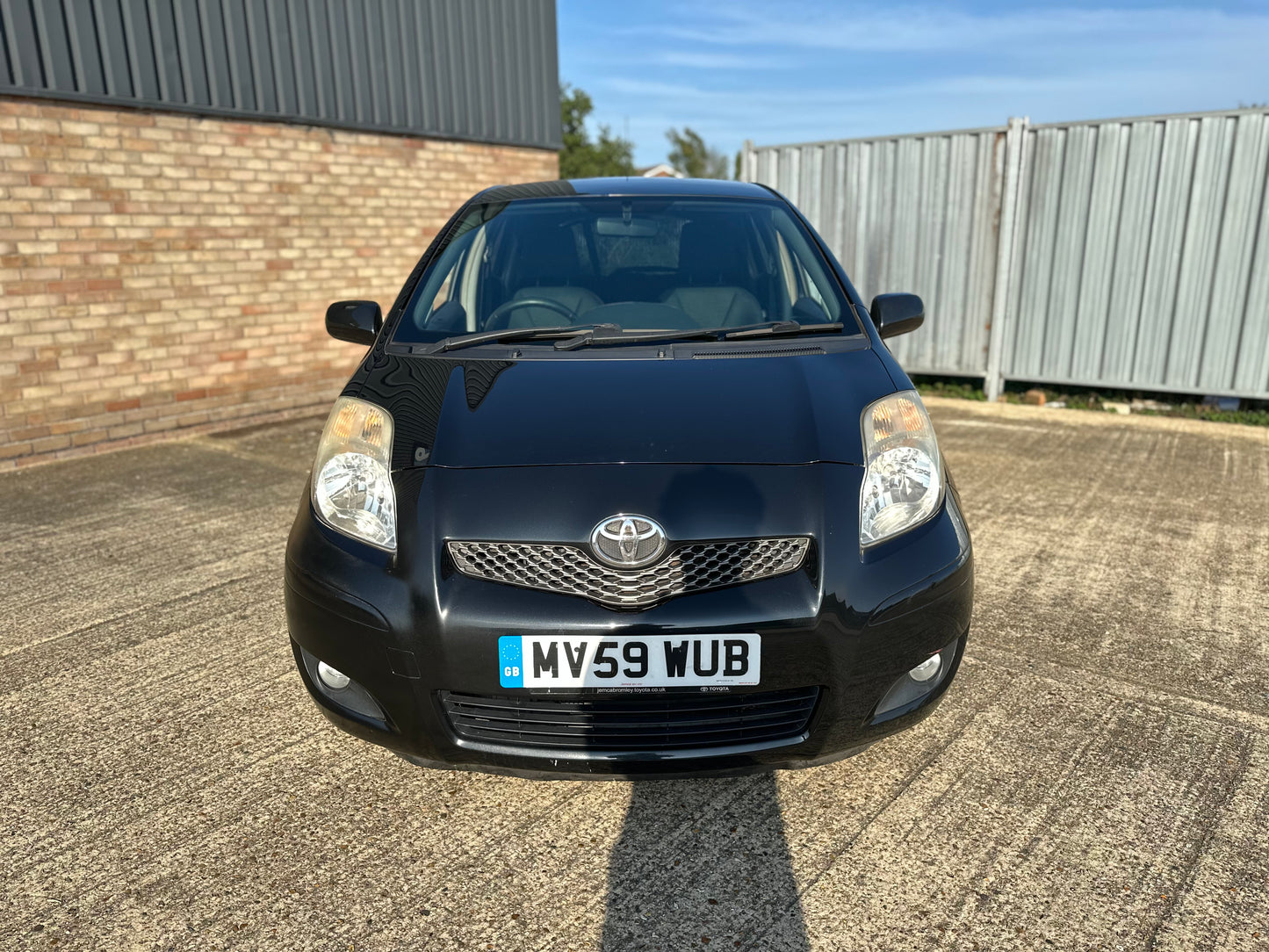 TOYOTA YARIS 1.33 VVT-i T Spirit 5dr