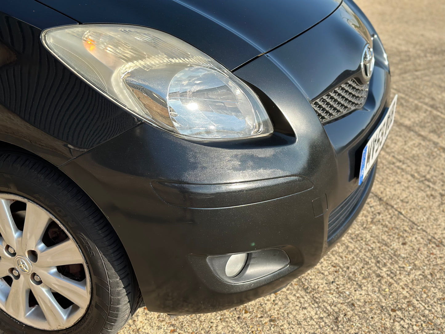 TOYOTA YARIS 1.33 VVT-i T Spirit 5dr