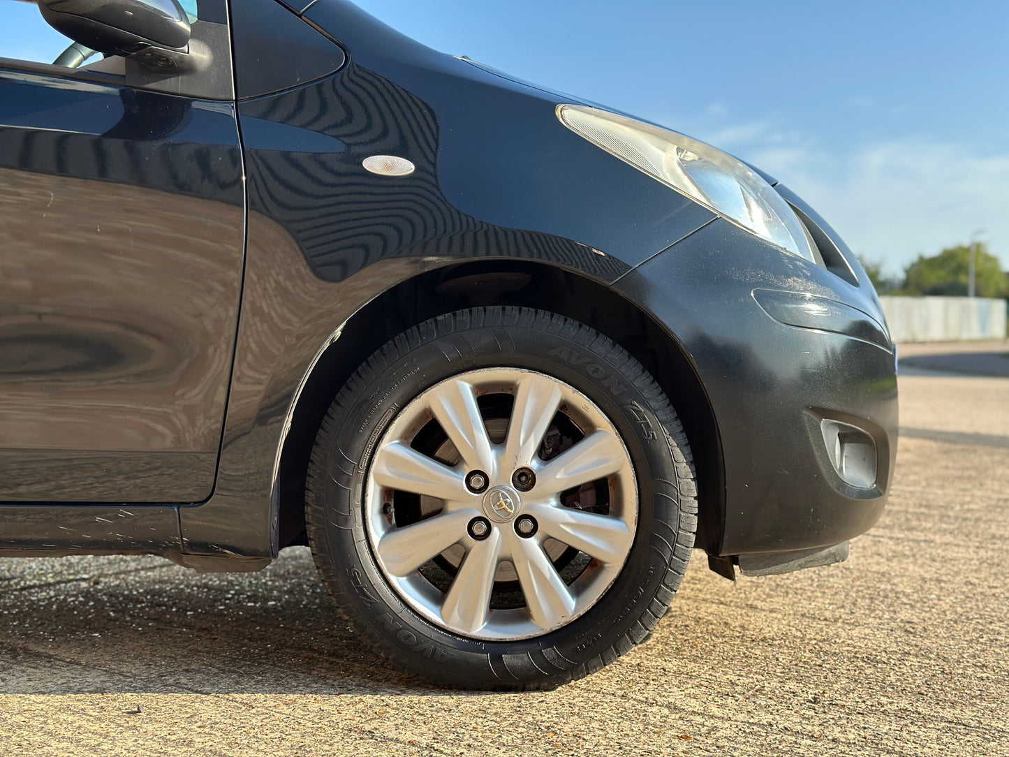 TOYOTA YARIS 1.33 VVT-i T Spirit 5dr