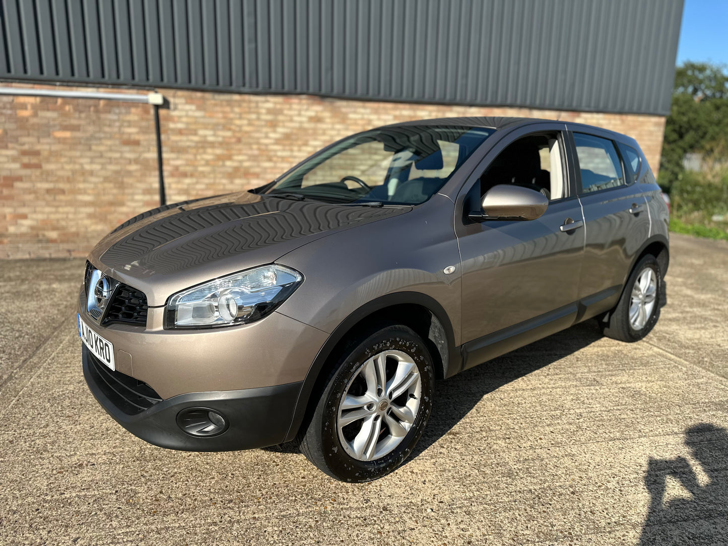 NISSAN QASHQAI 2.0 Acenta 5dr CVT
