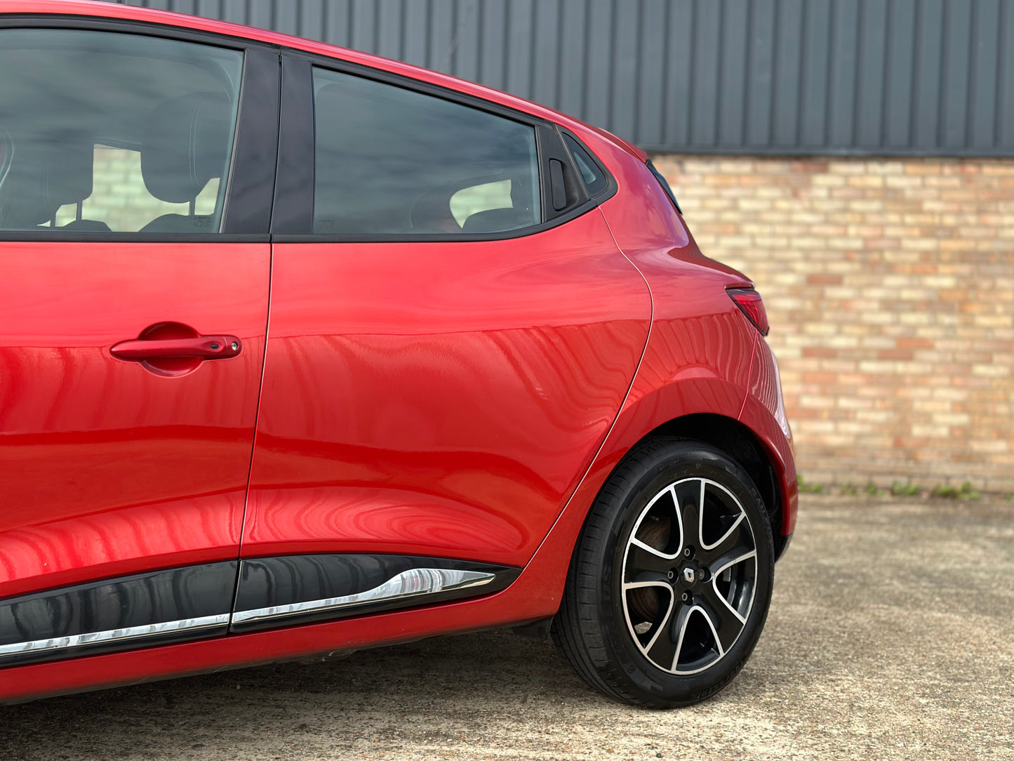 RENAULT CLIO 0.9 TCE 90 Dynamique MediaNav Energy 5dr