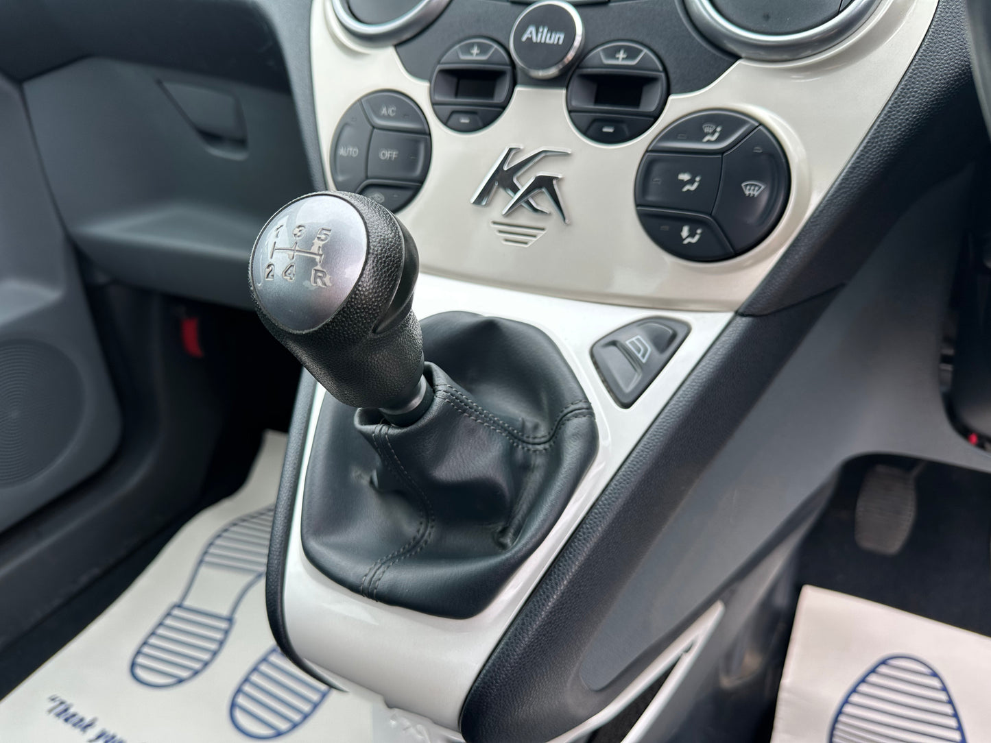 Ford KA 1.2 Titanium