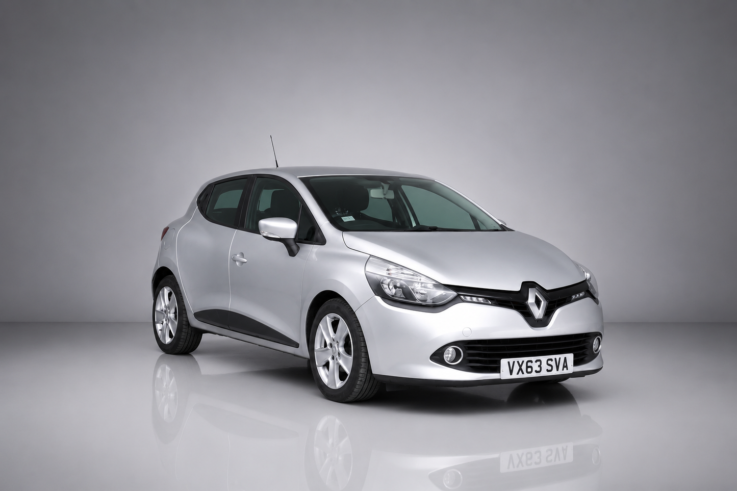 RENAULT CLIO 1.2 16V Expression+ 5dr