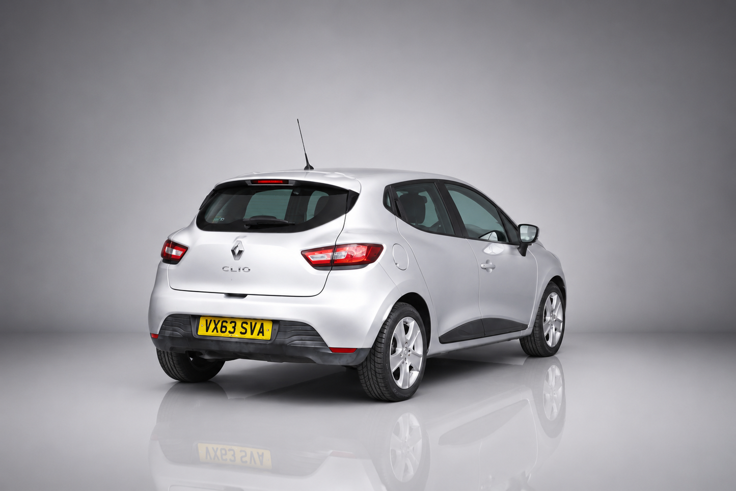 RENAULT CLIO 1.2 16V Expression+ 5dr
