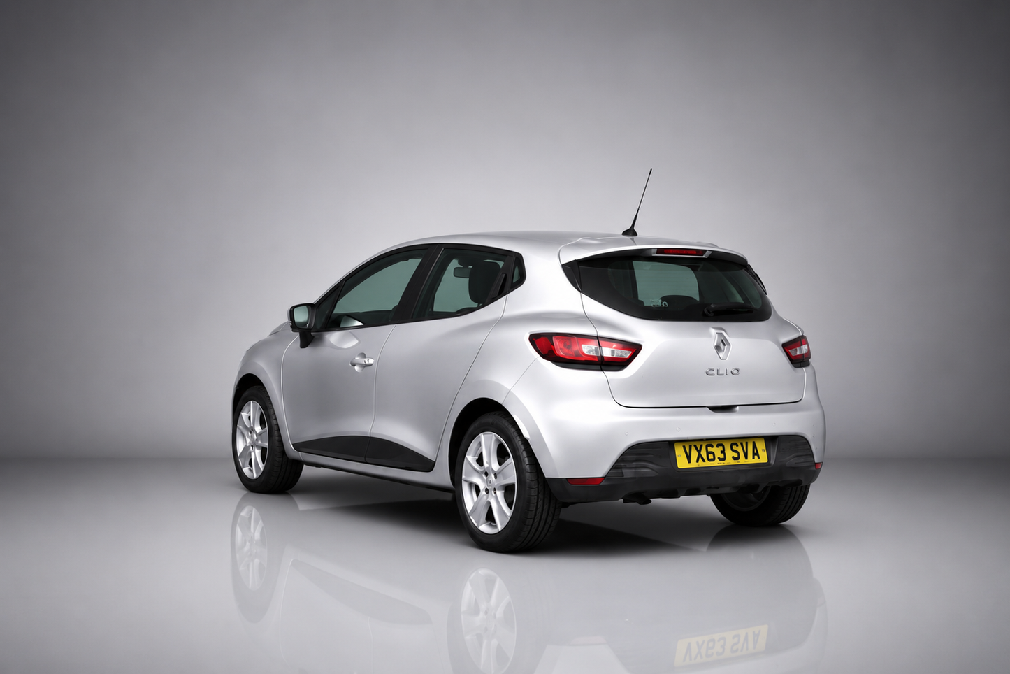 RENAULT CLIO 1.2 16V Expression+ 5dr