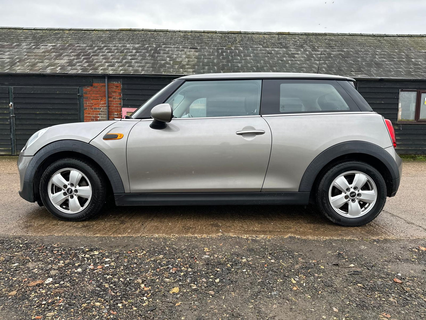 2016 MINI Hatchback 1.2 One 3dr [Pepper Pack]