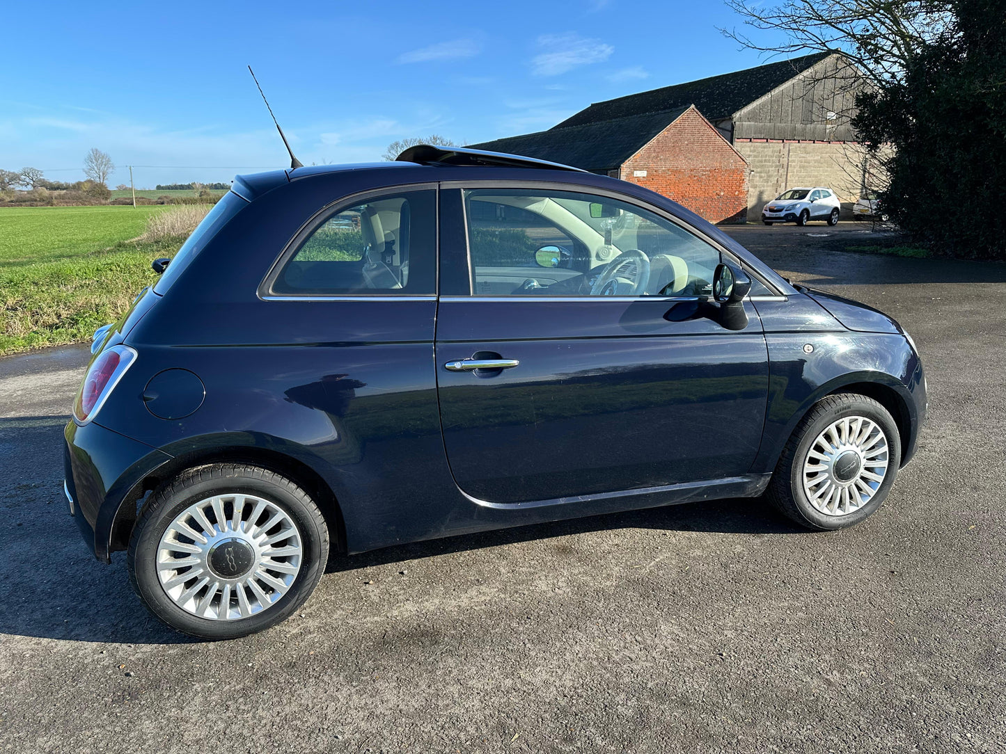 2010 Fiat 500 1.2 Lounge 3dr [Start/Stop]