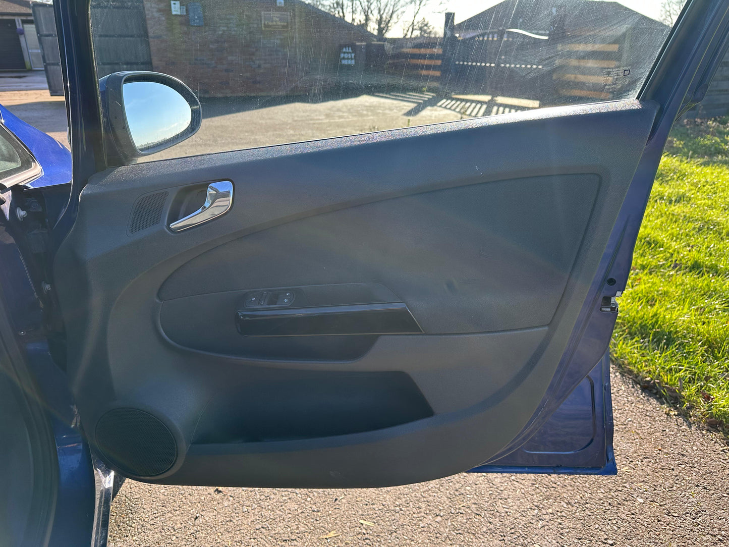 2009 Vauxhall Corsa 1.2 16V Active 5dr