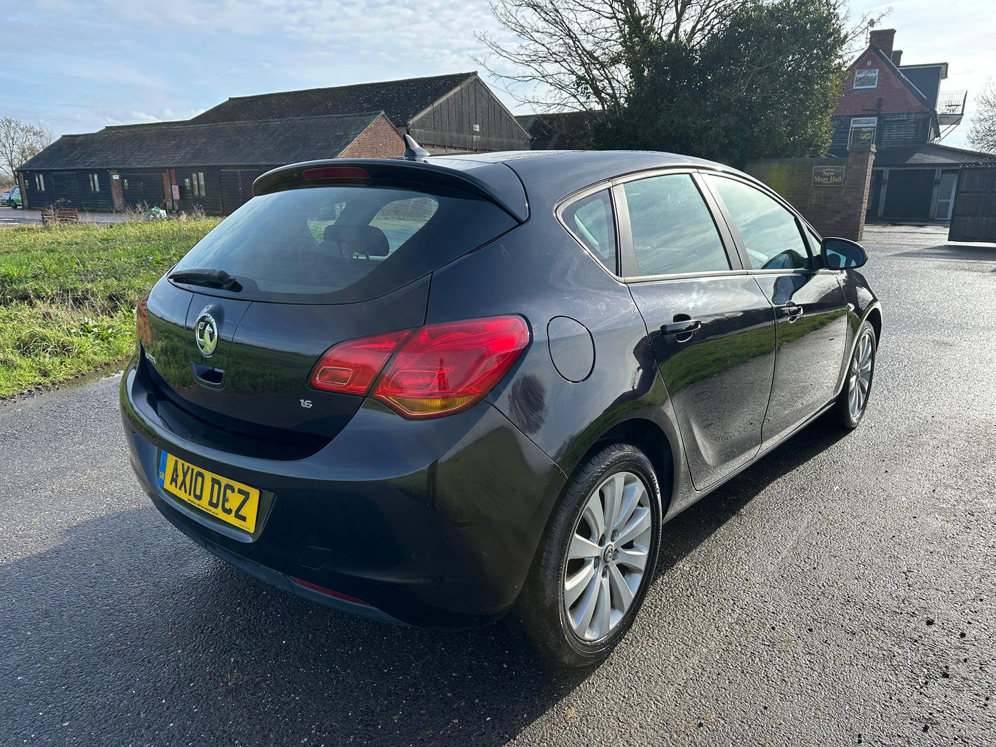 VAUXHALL ASTRA 1.4T 16V SRi 5dr