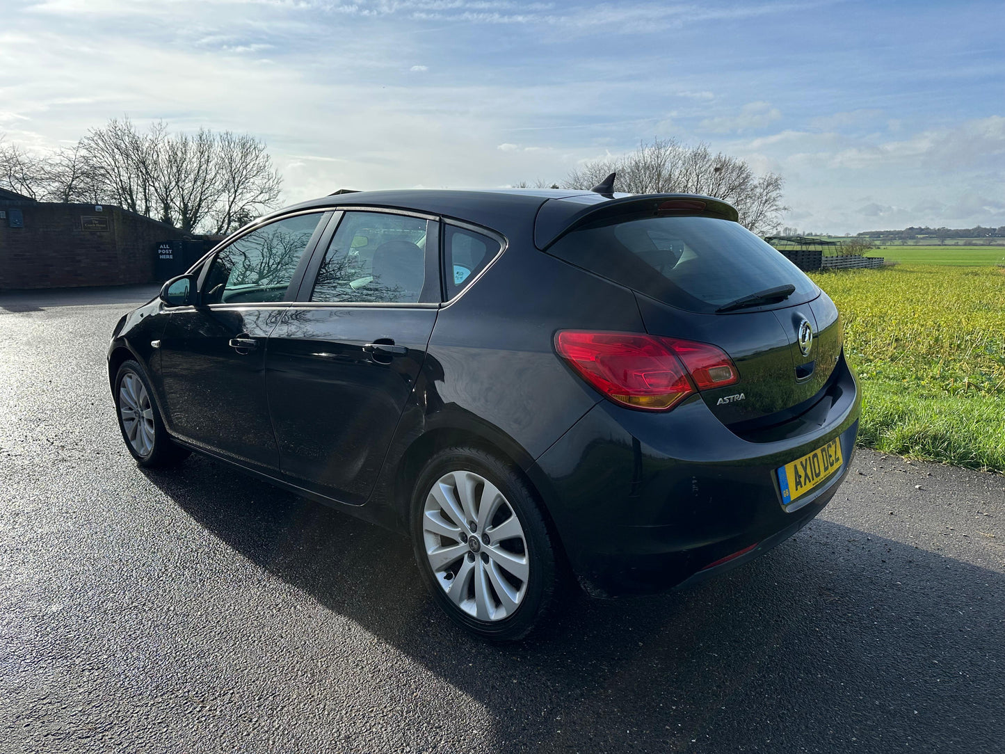 VAUXHALL ASTRA 1.4T 16V SRi 5dr