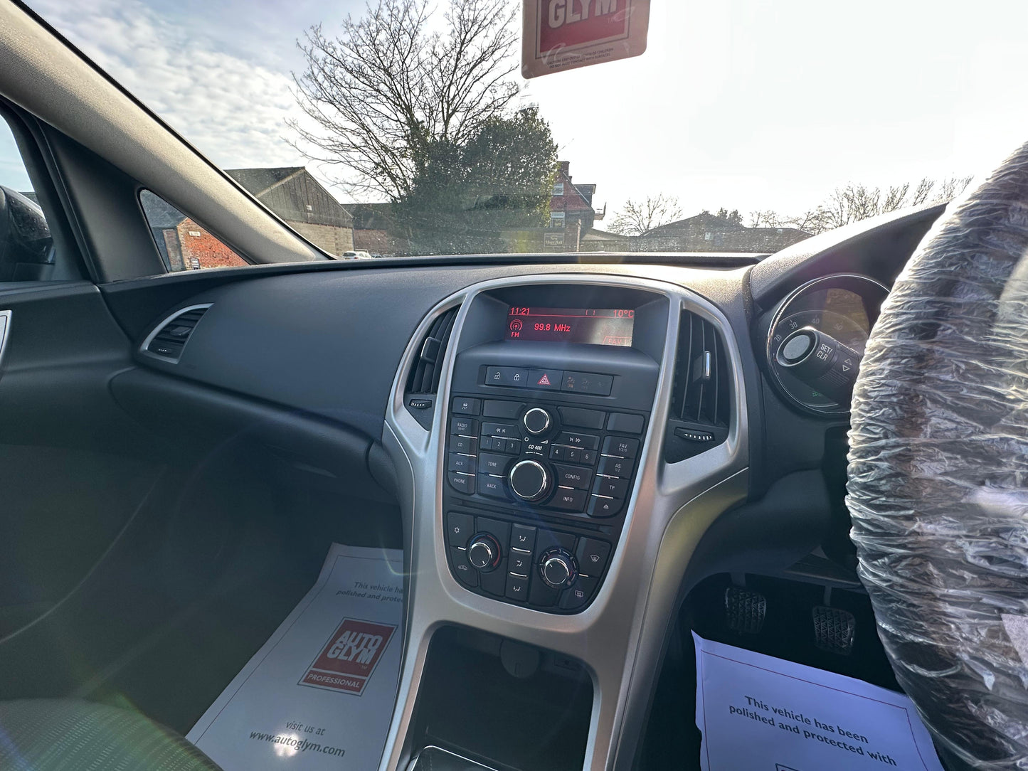 VAUXHALL ASTRA 1.4T 16V SRi 5dr