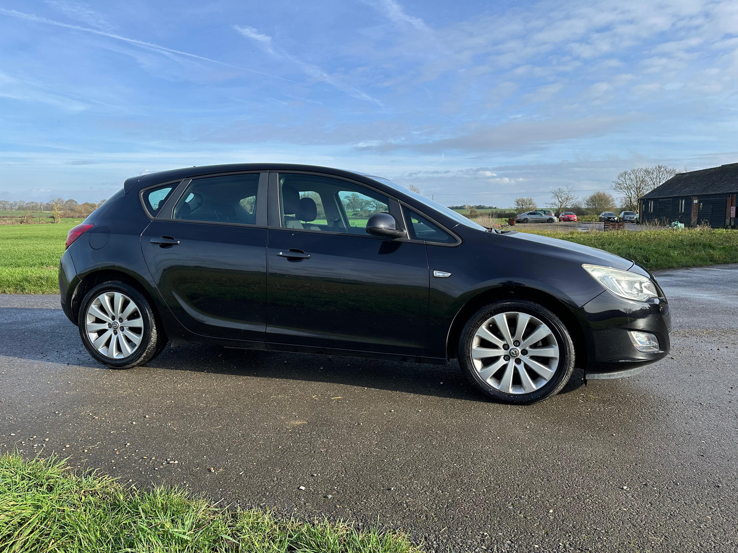 VAUXHALL ASTRA 1.4T 16V SRi 5dr