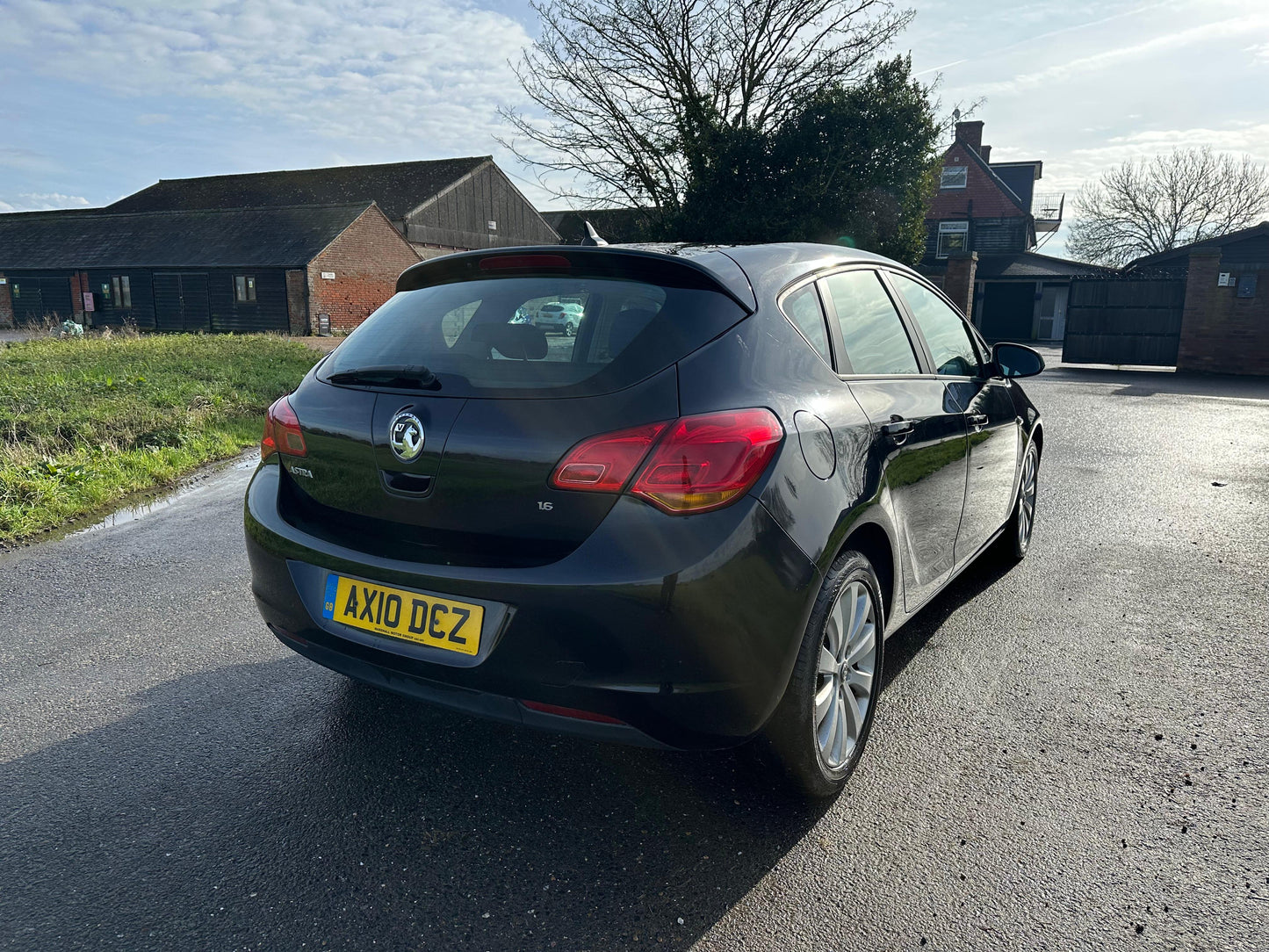 VAUXHALL ASTRA 1.4T 16V SRi 5dr