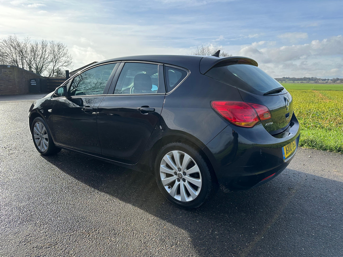 VAUXHALL ASTRA 1.4T 16V SRi 5dr