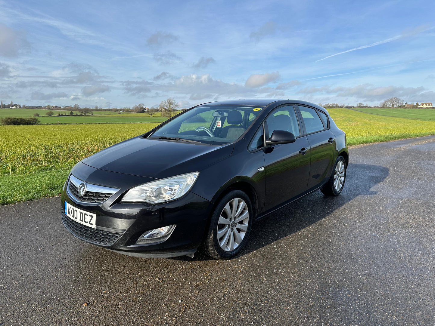 VAUXHALL ASTRA 1.4T 16V SRi 5dr
