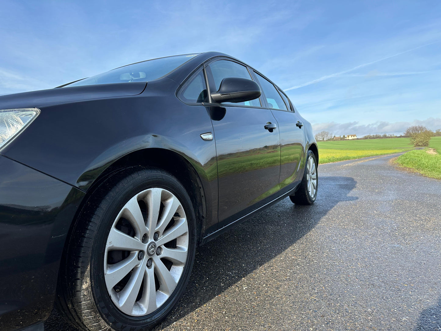 VAUXHALL ASTRA 1.4T 16V SRi 5dr