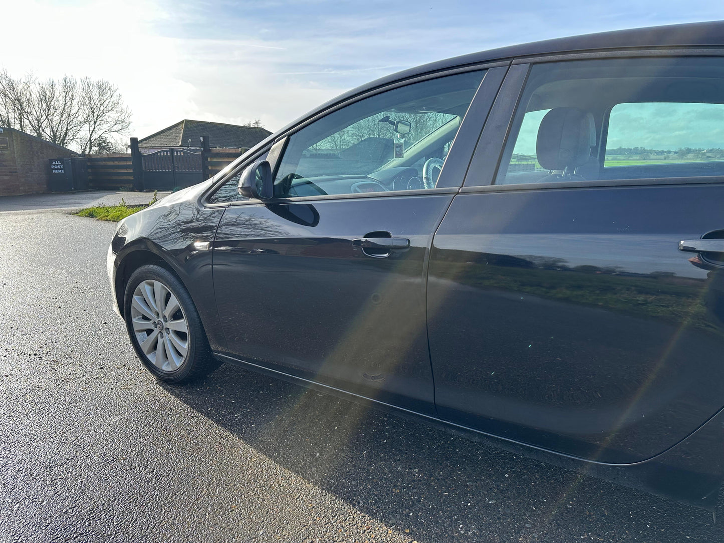 VAUXHALL ASTRA 1.4T 16V SRi 5dr