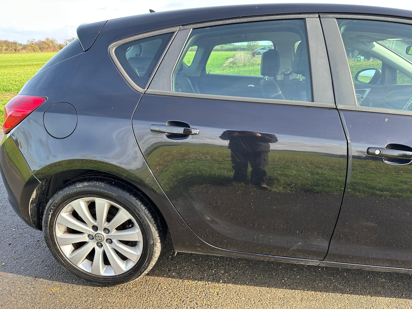 VAUXHALL ASTRA 1.4T 16V SRi 5dr