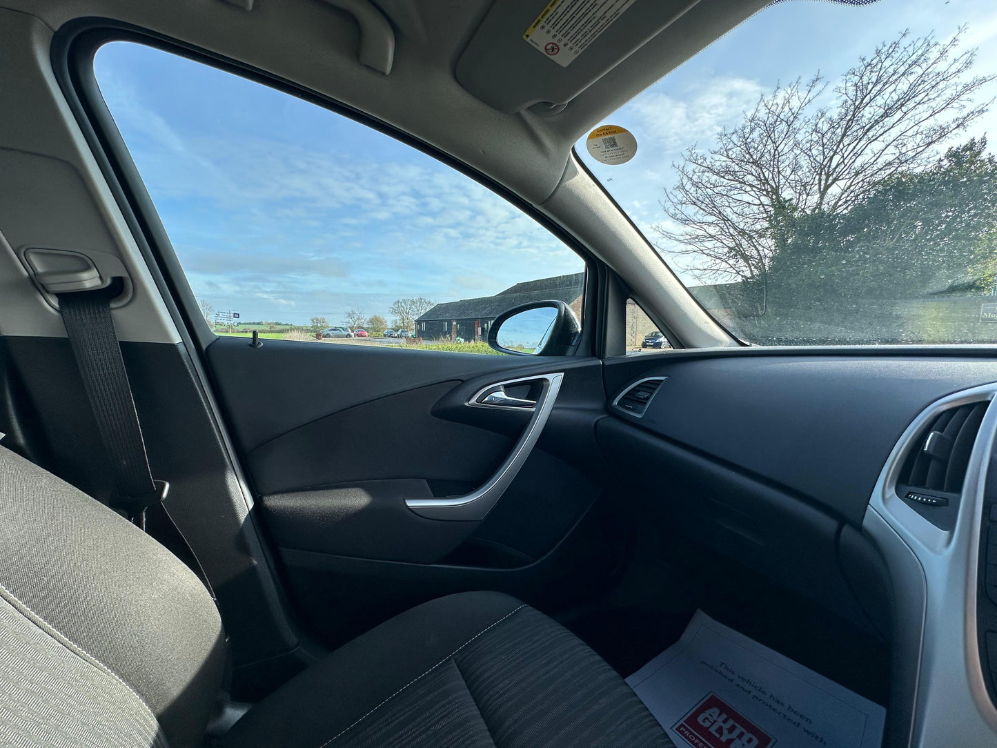 VAUXHALL ASTRA 1.4T 16V SRi 5dr