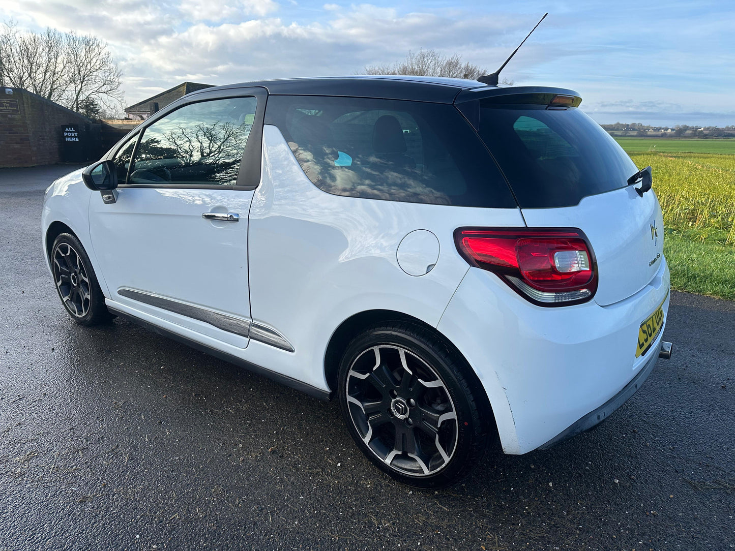 2012 Citroën DS3 1.6 e-HDi Airdream DStyle Plus 3dr