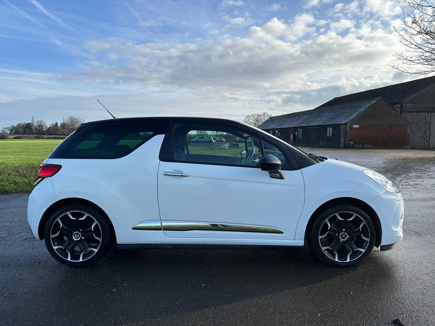 2012 Citroën DS3 1.6 e-HDi Airdream DStyle Plus 3dr