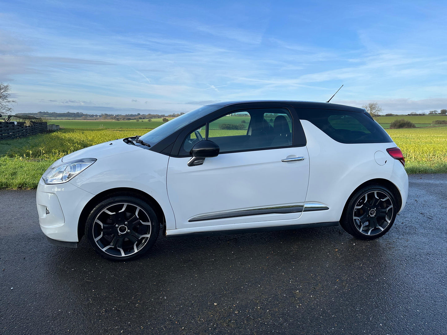 2012 Citroën DS3 1.6 e-HDi Airdream DStyle Plus 3dr