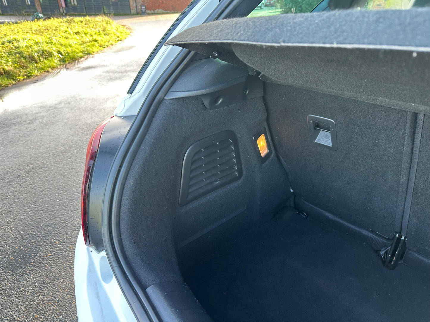 2012 Citroën DS3 1.6 e-HDi Airdream DStyle Plus 3dr