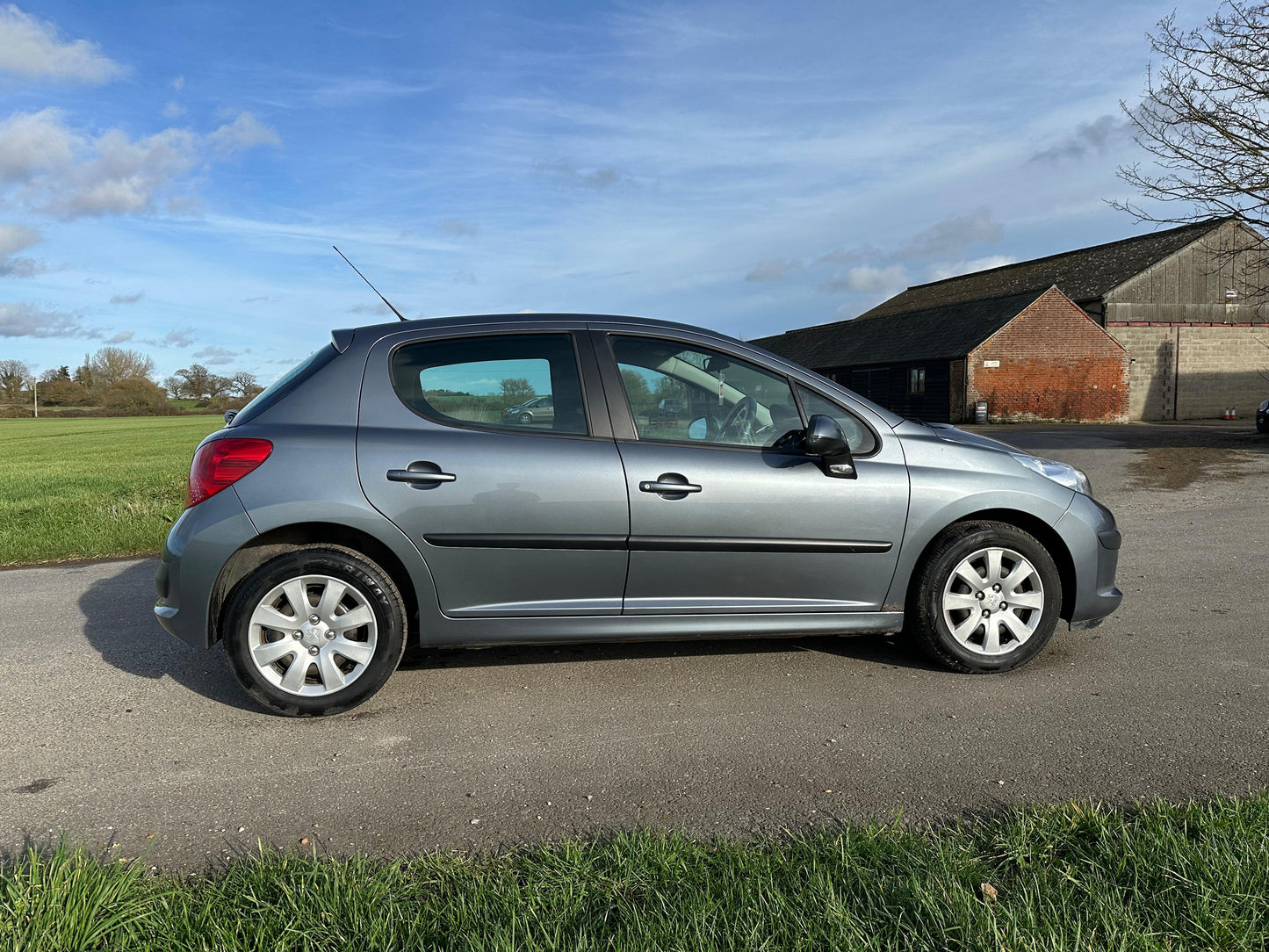 2009 Peugeot 207 1.4 VTi S 5dr