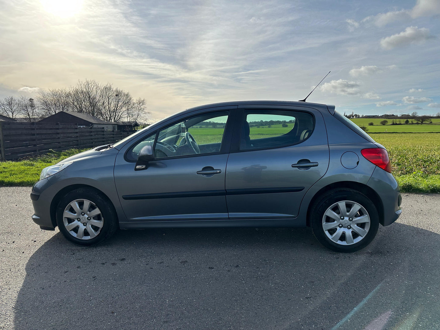 2009 Peugeot 207 1.4 VTi S 5dr