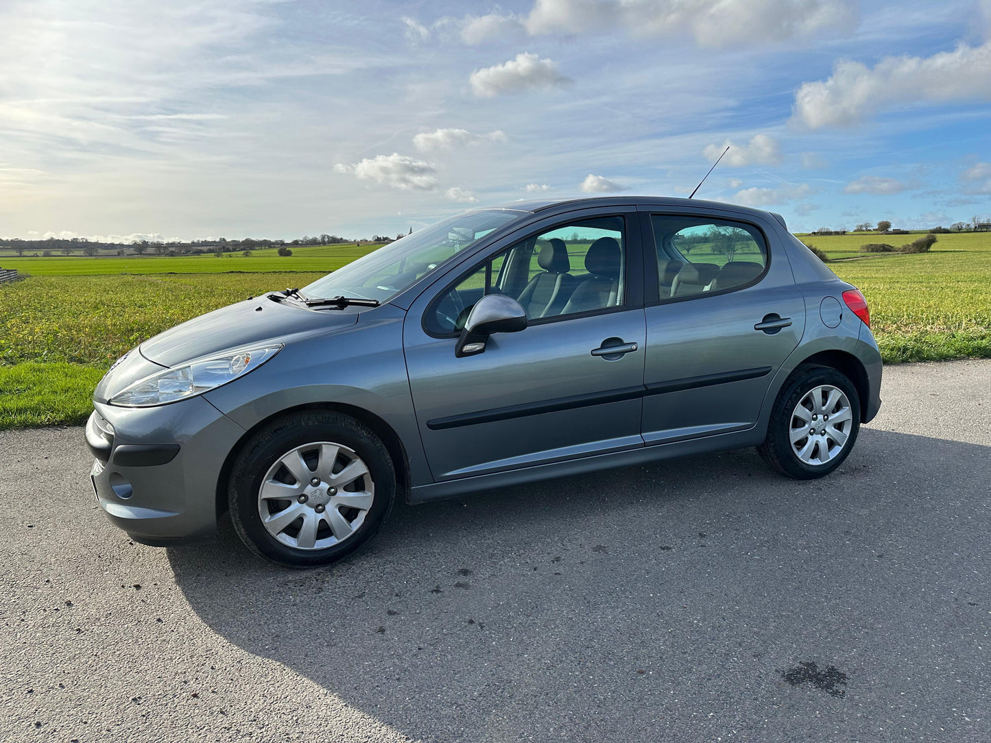2009 Peugeot 207 1.4 VTi S 5dr