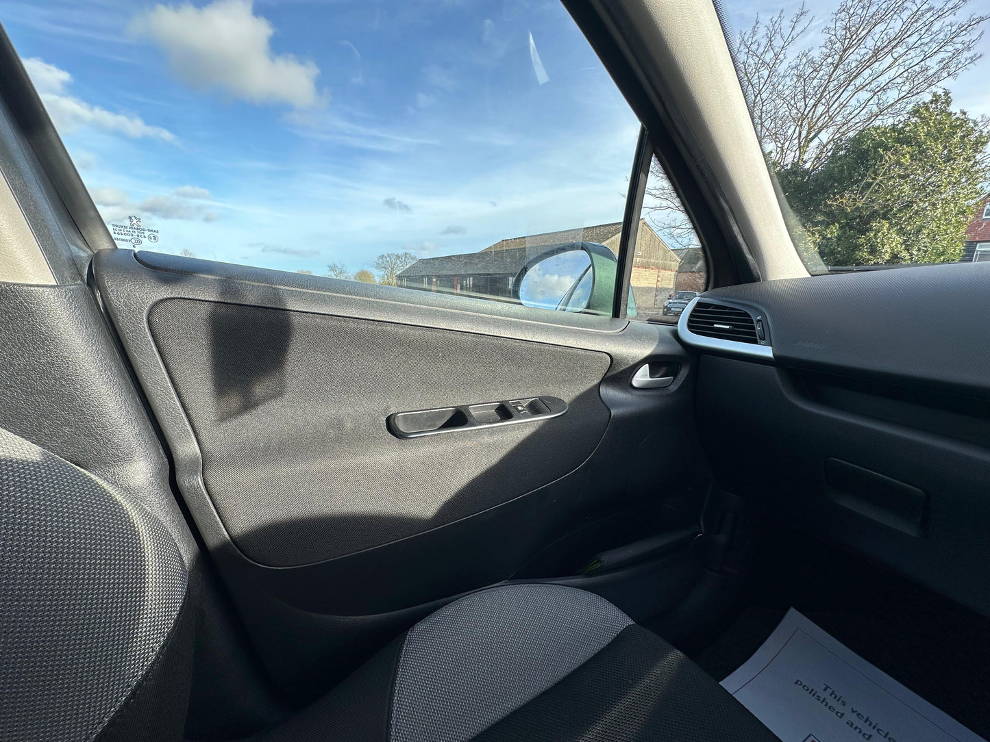 2009 Peugeot 207 1.4 VTi S 5dr