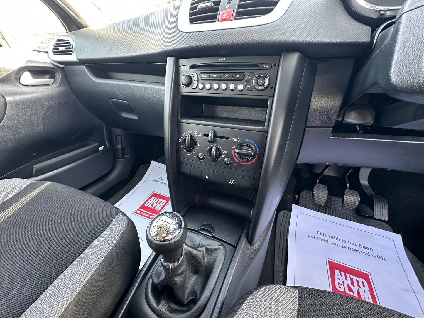 2009 Peugeot 207 1.4 VTi S 5dr