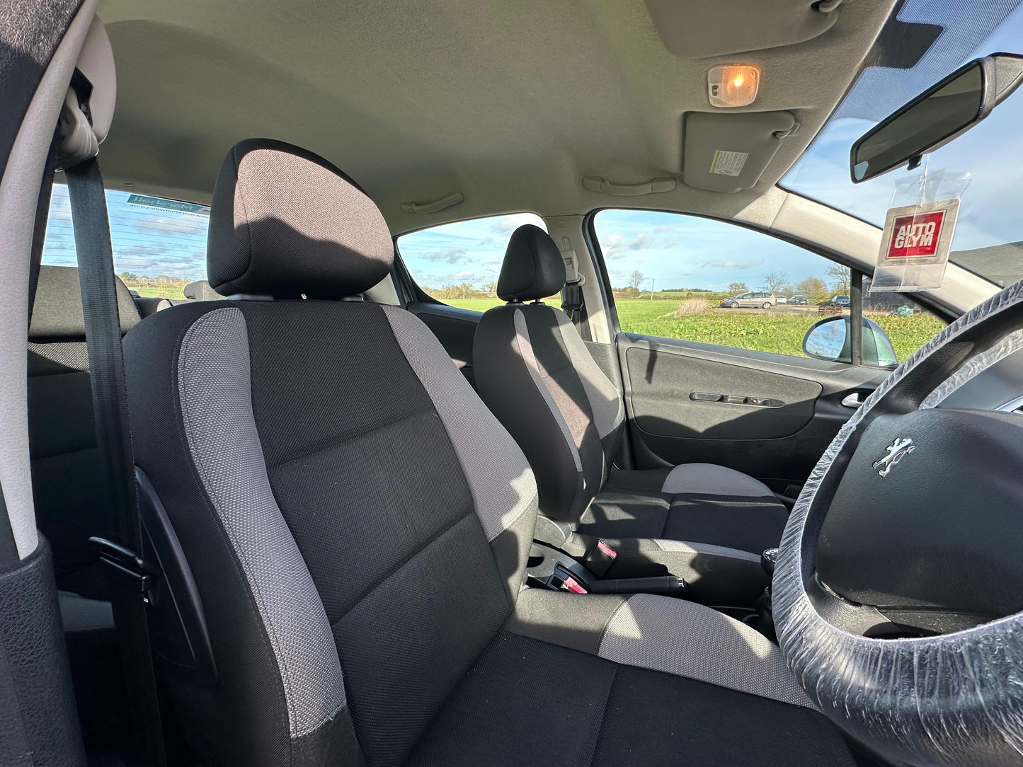 2009 Peugeot 207 1.4 VTi S 5dr