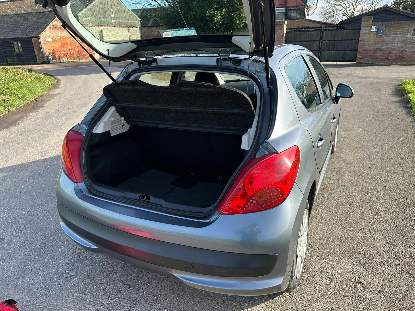 2009 Peugeot 207 1.4 VTi S 5dr