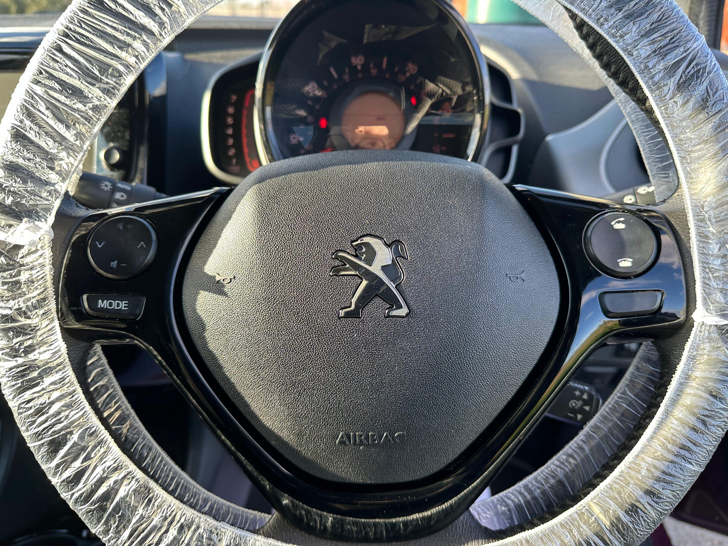 Peugeot 108 1.2 PureTech Allure 3dr