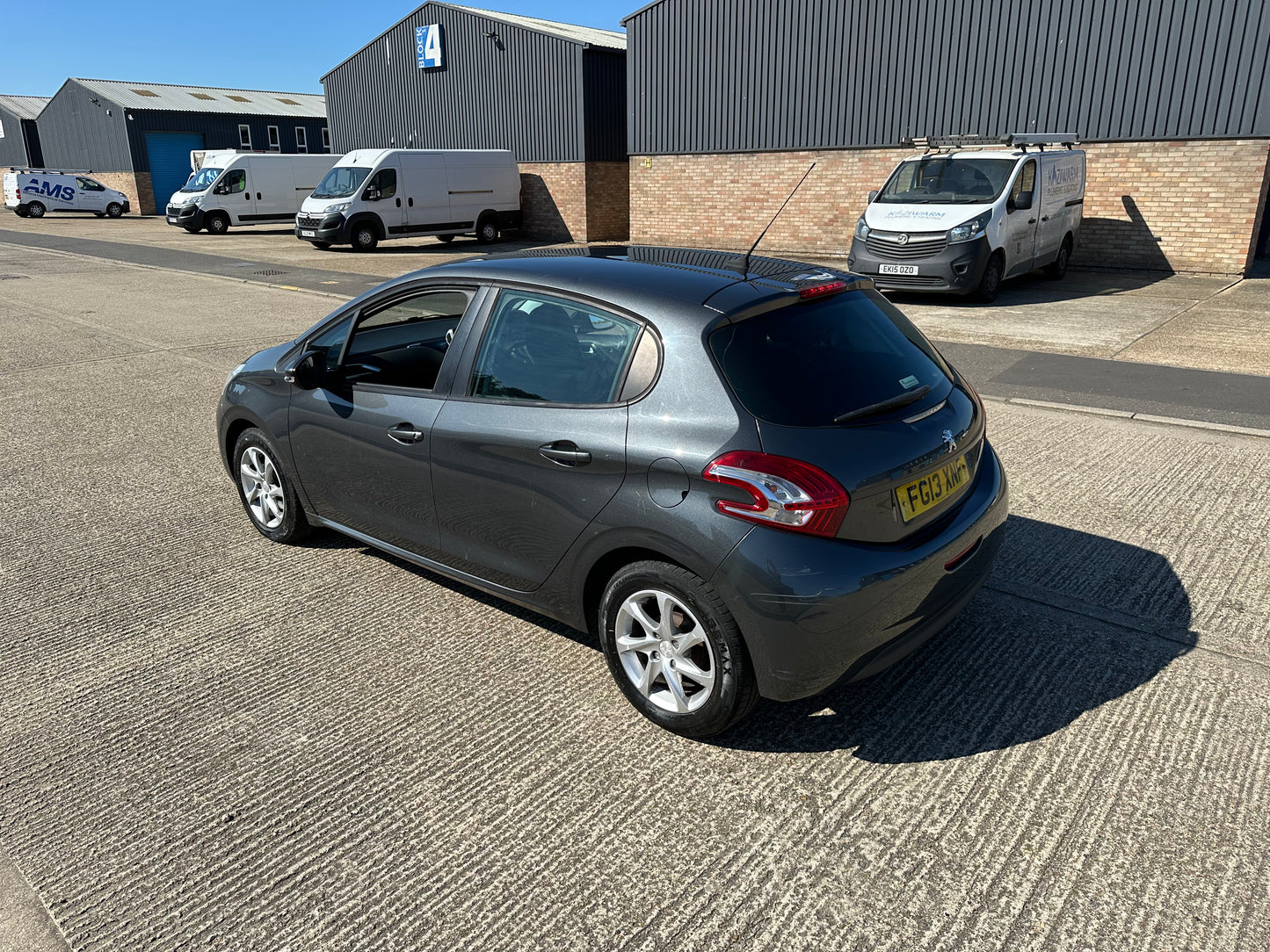 Peugeot 208 1.2 VTi Active Hatchback 5dr