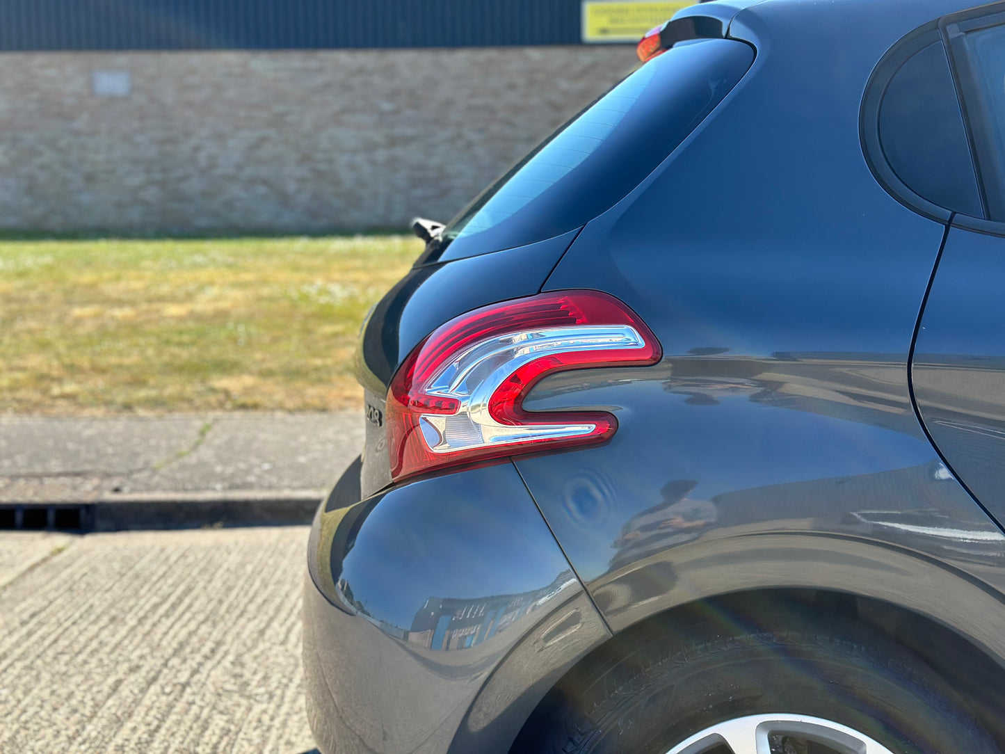 Peugeot 208 1.2 VTi Active Hatchback 5dr