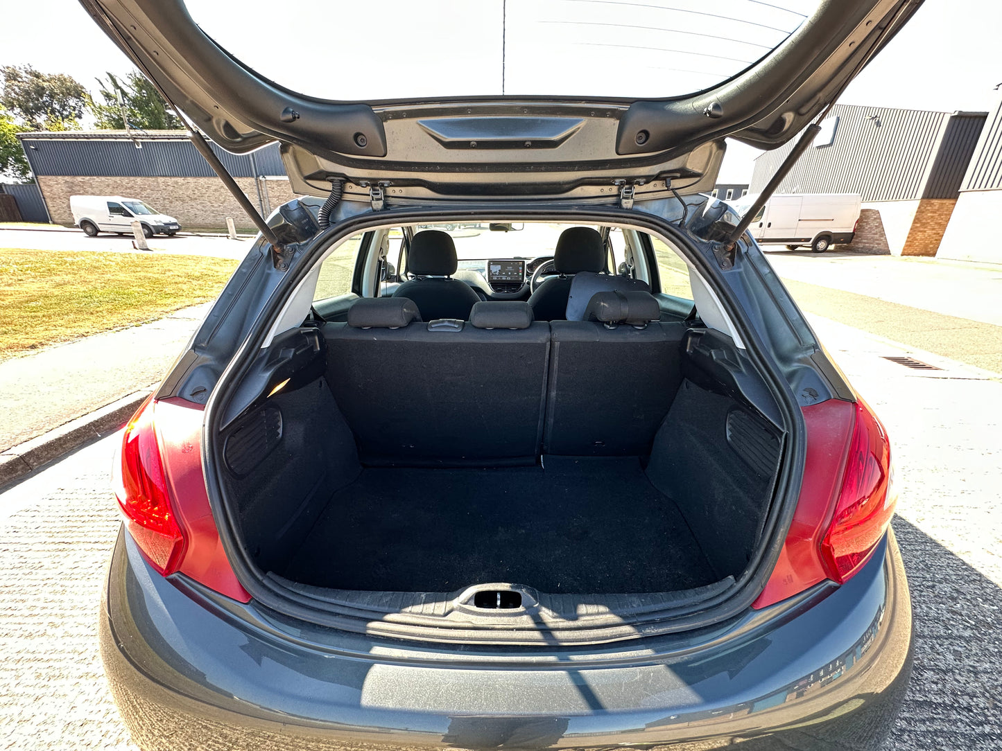 Peugeot 208 1.2 VTi Active Hatchback 5dr