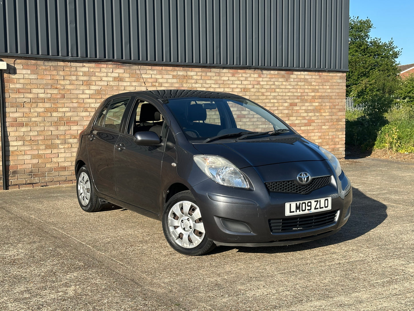 Toyota Yaris 1.0 VVT-i TR Hatchback 5dr